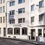 Deutsches Haus Ξενοδοχείο 3*