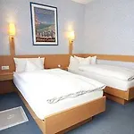 Deutsches Haus מלון בון