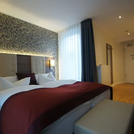 Deutsches Haus Hotel 3*