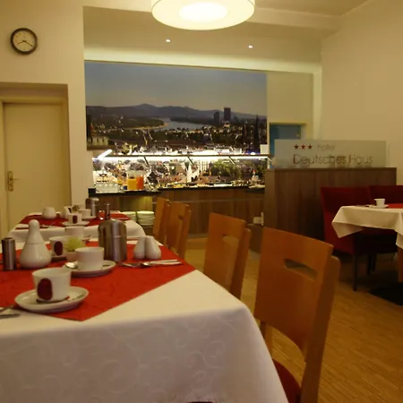 Deutsches Haus Отель Бонн