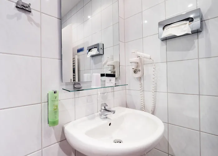 호텔 Deutsches Haus