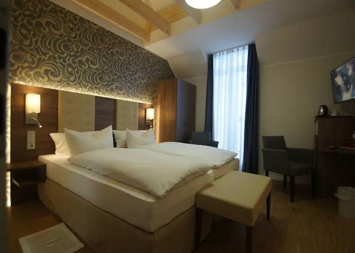 Hotel Deutsches Haus 3*