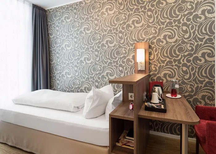 호텔 Deutsches Haus 3*